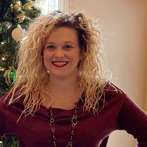 Meet your Posher, Tiffany